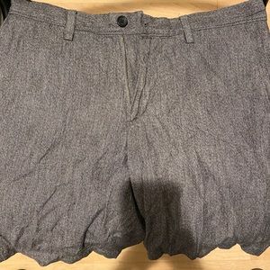 Banana Republic Aiden 9” shorts. Worn once